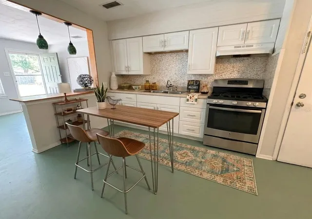 Photo 3 of Single family home for sale at 2401 Quincy St S, Saint Petersburg, FL 33711 | MLS# TB8546212 | Listing updated on 2026-10-16