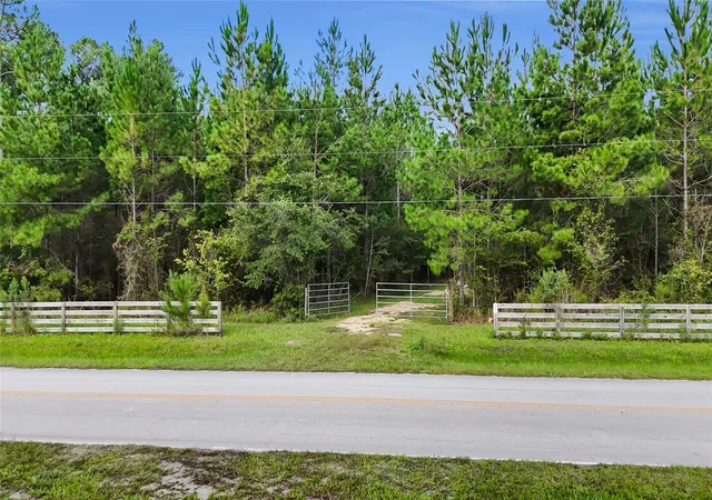 Photo 2 of Land for sale at 00 Southwest 75th Ave, Starke, FL 32091 | MLS# OM731835 | Listing updated on 2026-09-18