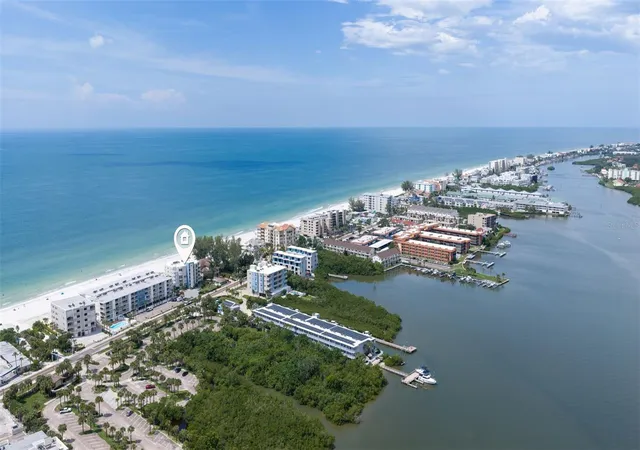 Photo 4 of Condo for sale at 19616 Gulf Blvd #302, Indian Shores, FL 33785 | MLS# TB8546218 | Listing updated on 2026-10-03