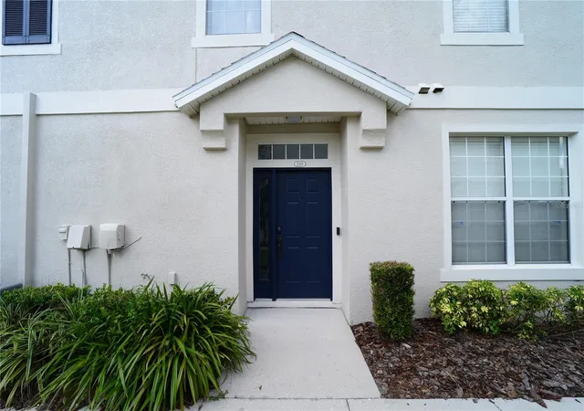 Photo 4 of Townhouse for sale at 2328 Tanbark Ridge Pl, Plant City, FL 33563 | MLS# TB8546222 | Listing updated on 2026-09-18
