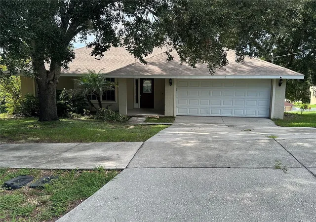 Photo 1 of Single family home for sale at 10 Sunnyside Dr, Clermont, FL 34711 | MLS# G5117468 | Listing updated on 2026-09-15