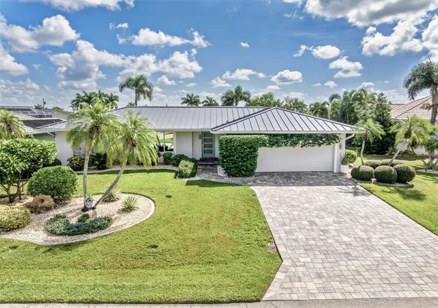 Photo 4 of Single family home for sale at 350 Via Esplanade, Punta Gorda, FL 33950 | MLS# C7530453 | Listing updated on 2026-09-19