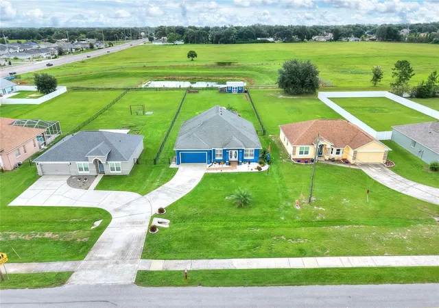Photo 2 of Single family home for sale at 3719 W Wheeler Rd, Lakeland, FL 33810 | MLS# L4964874 | Listing updated on 2026-09-13