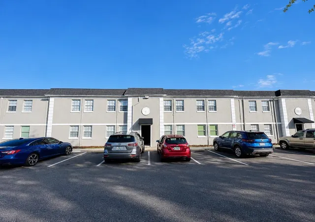 Listing Photo 1 - Condo for sale in building located at 2791 L B Mcleod Rd, ORLANDO, FL 32805 - Unit #D