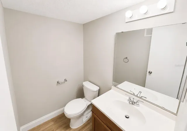 Photo 12 of Condo for sale at 2791 L B Mcleod Rd #D, Orlando, FL 32805 | MLS# O6439758 | Listing updated on 2026-09-07