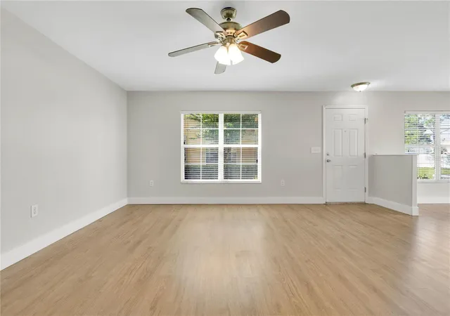 Listing Photo 3 - Condo for sale in building located at 5478 Limestone Ln, Lakeland, FL 33809 - Unit #5478