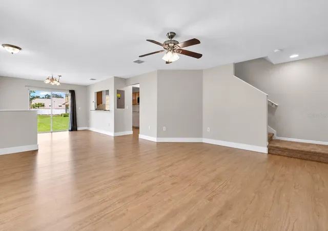 Listing Photo 4 - Condo for sale in building located at 5478 Limestone Ln, Lakeland, FL 33809 - Unit #5478