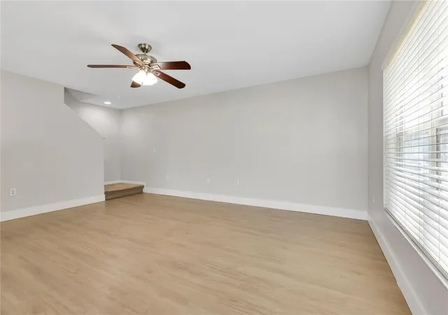 Listing Photo 5 - Condo for sale in building located at 5478 Limestone Ln, Lakeland, FL 33809 - Unit #5478
