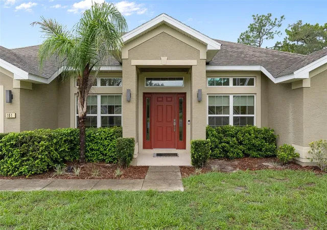 Photo 3 of Single family home for sale at 101 Oak Village Blvd, Homosassa, FL 34446 | MLS# TB8546234 | Listing updated on 2026-09-07
