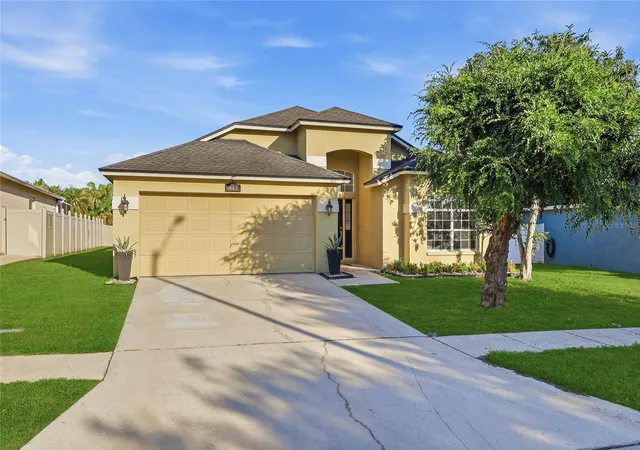 Photo 3 of Single family home for sale at 630 Tuscanny St, Brandon, FL 33511 | MLS# TB8546236 | Listing updated on 2026-09-08