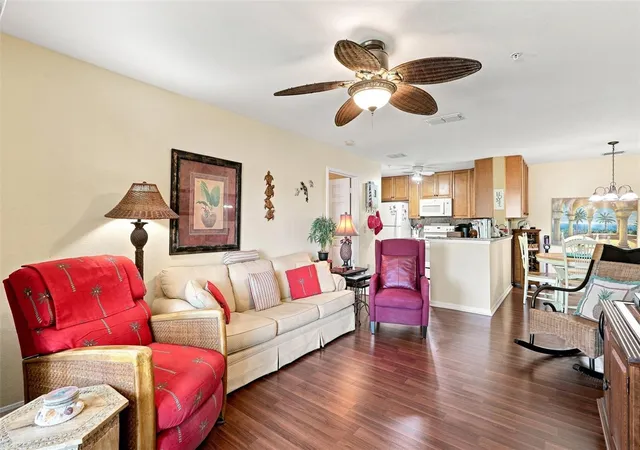 Photo 4 of Condo for sale at 940 Village Trl #3-104, Port Orange, FL 32127 | MLS# V4951153 | Listing updated on 2026-10-07