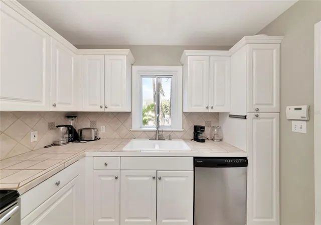 Photo 3 of Single family home for sale at 1712 Siesta Dr, Sarasota, FL 34239 | MLS# A4705310 | Listing updated on 2026-09-08