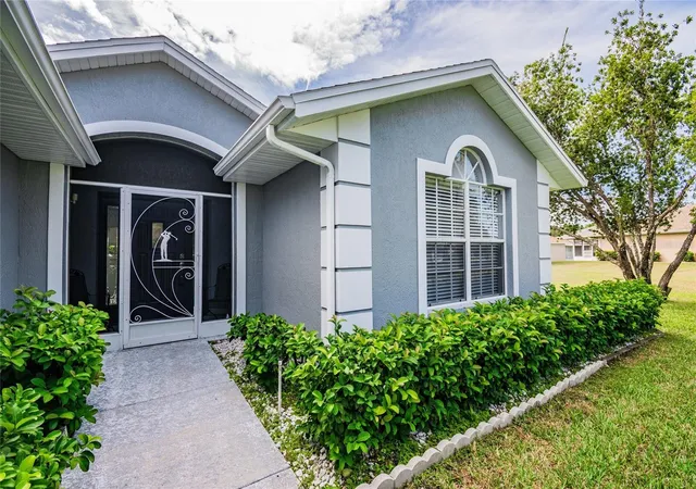 Photo 2 of Single family home for sale at 29424 Schinnecock Hills Ln, San Antonio, FL 33576 | MLS# TB8546261 | Listing updated on 2026-10-09
