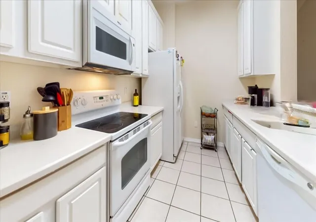 Photo 4 of Condo for sale at 8304 Portofino Dr #103, Davenport, FL 33896 | MLS# S5157075 | Listing updated on 2026-09-12