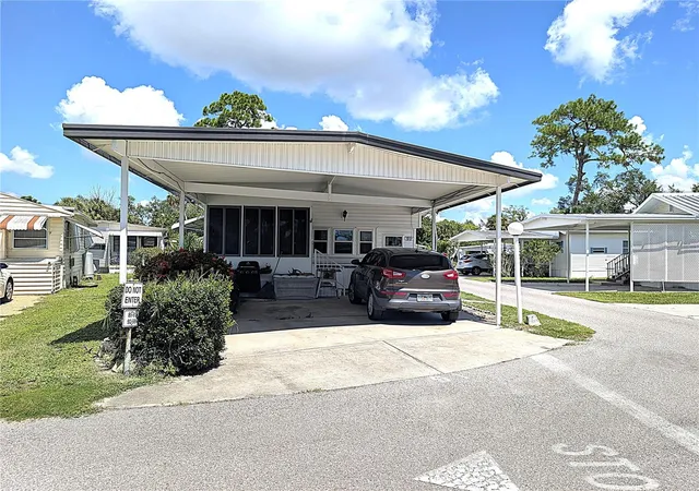 Photo 1 of Manufactured home for sale at 3275 26th Avenue E #91, Bradenton, FL 34208 | MLS# A4705312 | Listing updated on 2026-09-08