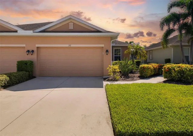 Photo 1 of Single family home for sale at 292 Capulet Dr, Venice, FL 34292 | MLS# A4705316 | Listing updated on 2026-09-26