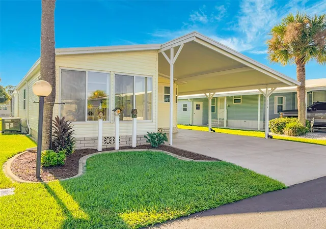 Photo 1 of Manufactured home for sale at 354 Gracie Ave N, Frostproof, FL 33843 | MLS# TB8546283 | Listing updated on 2026-10-06