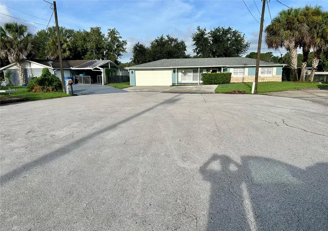 Single family home for sale at 1638 Paradise Ln, ASTOR, FL 32102 | MLS# R4911942