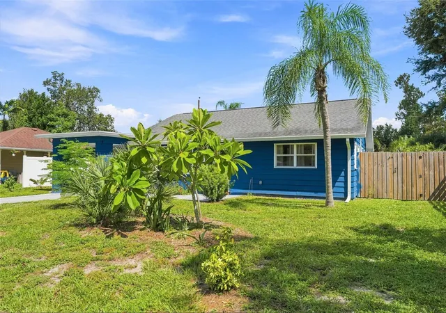 Photo 1 of Single family home for sale at 2667 Cheryle Ln, Sarasota, FL 34237 | MLS# A4705325 | Listing updated on 2026-09-23