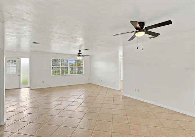 Photo 3 of Single family home for sale at 7402 Sea Is Rd, Fort Myers, FL 33967 | MLS# C7530458 | Listing updated on 2026-09-14