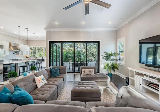 Photo 4 of Single family home for sale at 619 Danube Ave, Tampa, FL 33606 | MLS# TB8546310 | Listing updated on 2026-09-16