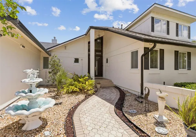 Photo 2 of Single family home for sale at 4301 Dl Point Ln, Windermere, FL 34786 | MLS# O6439832 | Listing updated on 2026-09-08