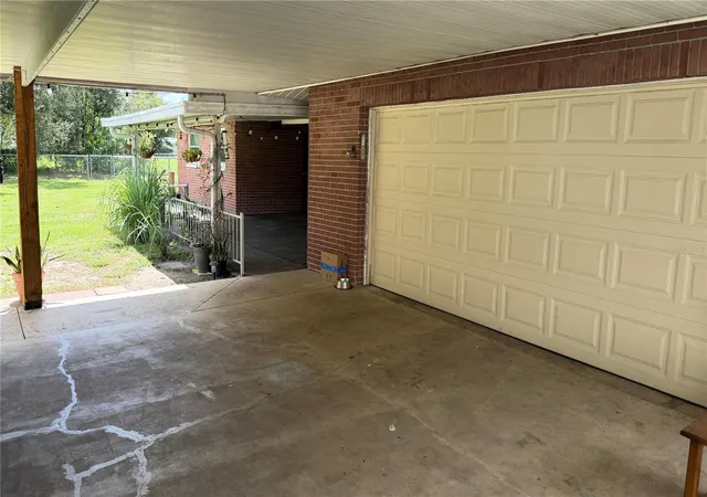 Photo 4 of Single family home for sale at 3933 Allen Rd, Zephyrhills, FL 33541 | MLS# TB8546311 | Listing updated on 2026-09-12