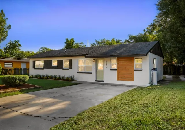 Photo 1 of Sale Pending at 4409 Debord Ave, Orlando, FL 32808 | MLS# O6439837 | Listing updated on 2026-09-26