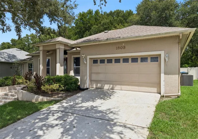Photo 3 of Sale Pending at 1503 Adriatic Dr, Ocoee, FL 34761 | MLS# O6439846 | Listing updated on 2026-10-08