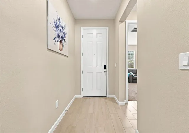 Photo 4 of Single family home for sale at 1530 Sugarbelle Cir, Mascotte, FL 34753 | MLS# G5117477 | Listing updated on 2026-09-08