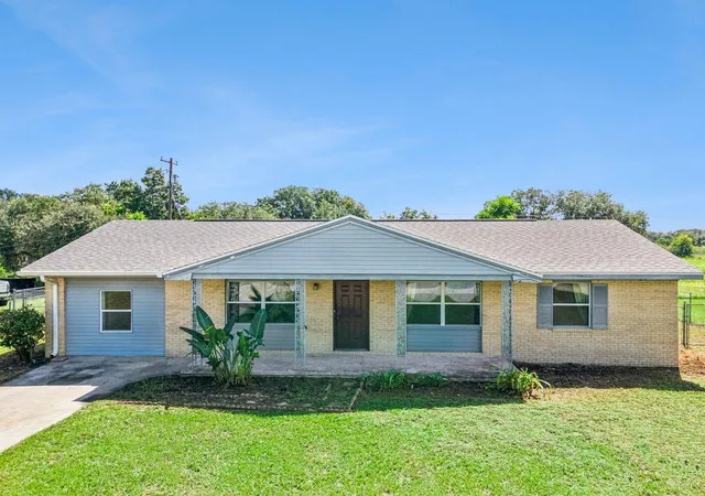 Photo 1 of Single family home for sale at 842 Blackwood Dr, Lake Wales, FL 33898 | MLS# L4964879 | Listing updated on 2026-09-29