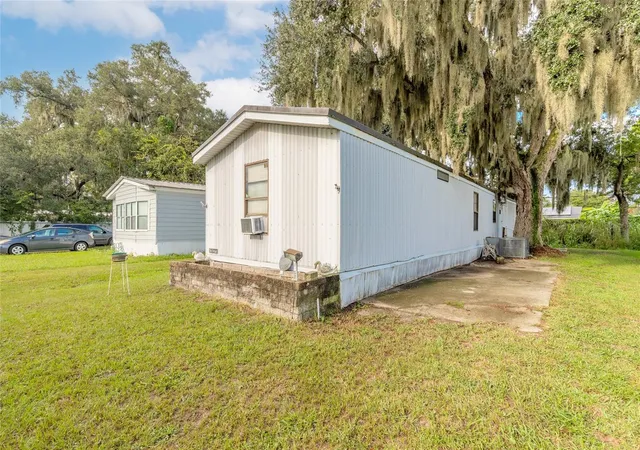 Photo 2 of Manufactured home for sale at 6534 Pathelen Dr, Port Orange, FL 32127 | MLS# V4951157 | Listing updated on 2026-09-28