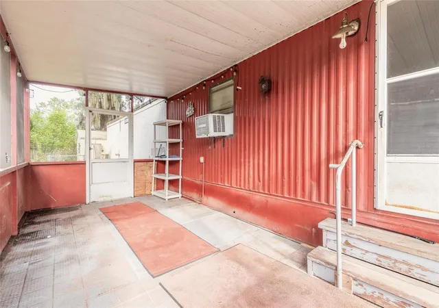 Photo 3 of Manufactured home for sale at 6534 Pathelen Dr, Port Orange, FL 32127 | MLS# V4951157 | Listing updated on 2026-09-28