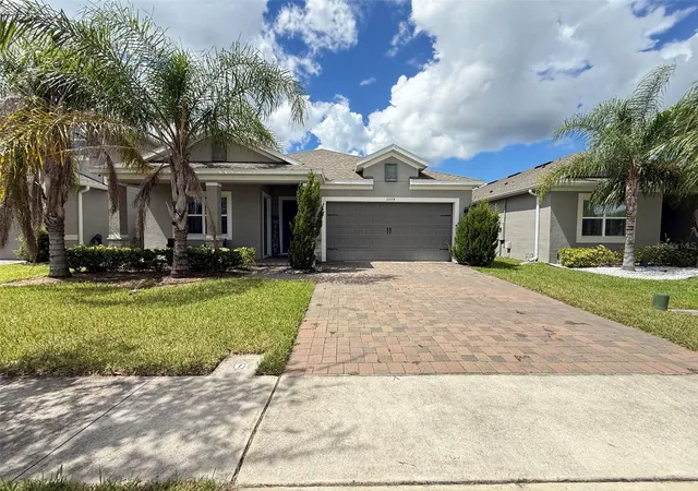 Photo 1 of Single family home for sale at 2074 Brillante Dr, Saint Cloud, FL 34771 | MLS# S5157096 | Listing updated on 2026-09-21