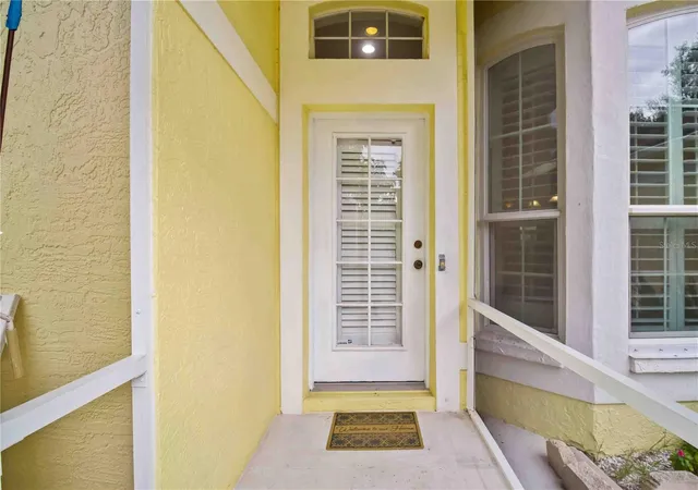 Photo 4 of Single family home for sale at 5631 Bent Oak Dr, Sarasota, FL 34232 | MLS# A4705340 | Listing updated on 2026-10-03