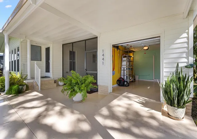 Photo 3 of Sale Pending at 1441 W Schwartz Blvd, Lady Lake, FL 32159 | MLS# G5117481 | Listing updated on 2026-09-24