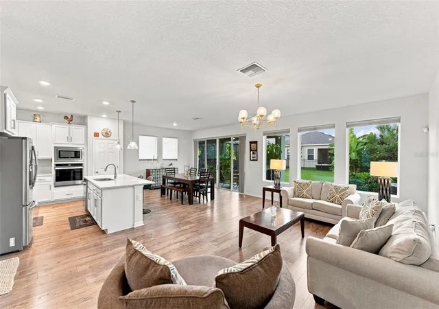 Photo 3 of Single family home for sale at 6136 Voyagers Pl, Apollo Beach, FL 33572 | MLS# TB8546334 | Listing updated on 2026-09-17