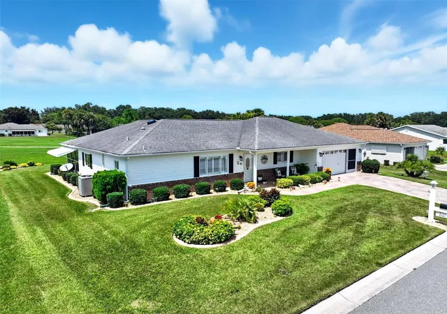 Photo 2 of Single family home for sale at 9741 Se 175th Lane, Summerfield, FL 34491 | MLS# G5117482 | Listing updated on 2026-09-25