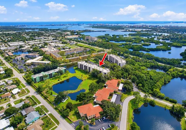 Photo 3 of Condo for sale at 8174 Ter Garden Dr N #507, Saint Petersburg, FL 33709 | MLS# TB8546344 | Listing updated on 2026-10-04
