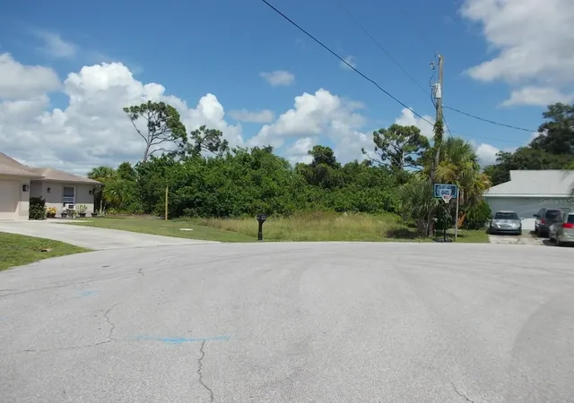 Photo 4 of Land for sale at 140 Swan Dr, Rotonda West, FL 33947 | MLS# C7530465 | Listing updated on 2026-10-29