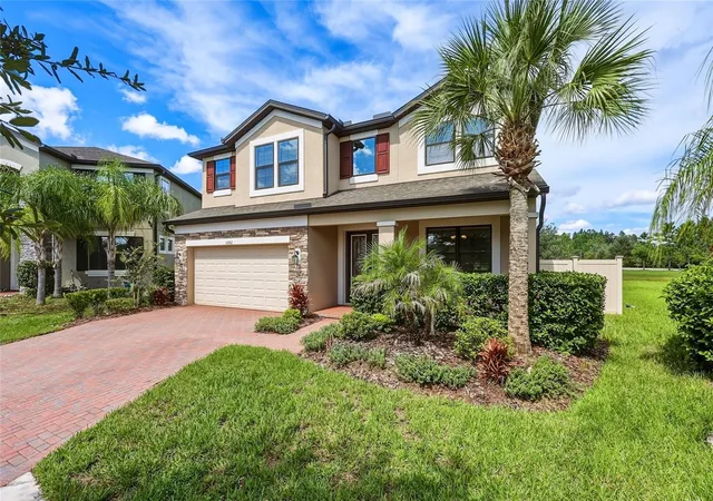 Photo 2 of Single family home for sale at 10702 Pleasant Knoll Dr, Tampa, FL 33647 | MLS# TB8546351 | Listing updated on 2026-10-01