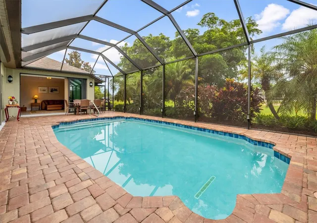 Photo 3 of Single family home for sale at 5 Medalist Pl, Rotonda West, FL 33947 | MLS# D6148682 | Listing updated on 2026-09-12