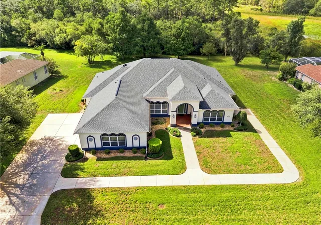 Photo 2 of Single family home for sale at 8698 Mississippi Run, Brooksville, FL 34613 | MLS# W7889282 | Listing updated on 2026-10-08