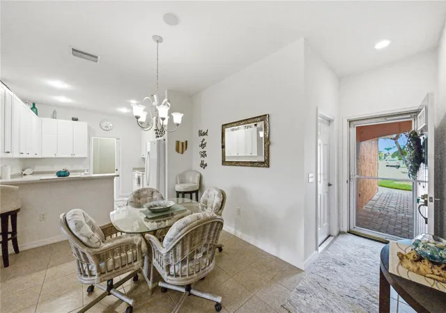Listing Photo 5 - Condo for sale in building located at 2105 Ashton Palms Dr, LAKE WALES, FL 33859 - Unit #2105