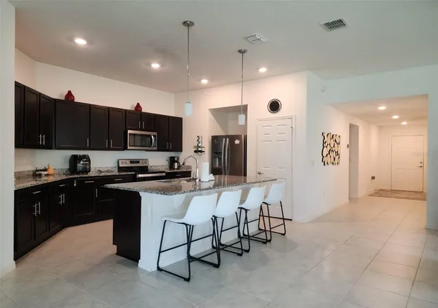 Photo 3 of Single family home for sale at 5006 Riverside Way, Saint Cloud, FL 34771 | MLS# S5157112 | Listing updated on 2026-09-15