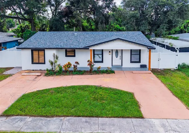 Photo 1 of Single family home for sale at 6524 La Mesa Cir, Tampa, FL 33634 | MLS# TB8546366 | Listing updated on 2026-10-06