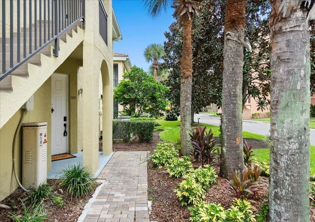 Photo 3 of Condo for sale at 130 Calle El Jardin #104, Saint Augustine, FL 32095 | MLS# FC321272 | Listing updated on 2026-09-17