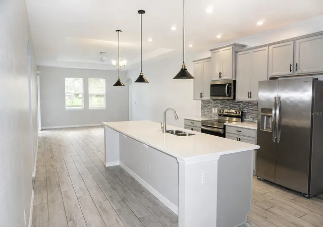 Photo 3 of Single family home for sale at 5563 Sabal Dr, Saint Cloud, FL 34771 | MLS# S5157119 | Listing updated on 2026-09-21