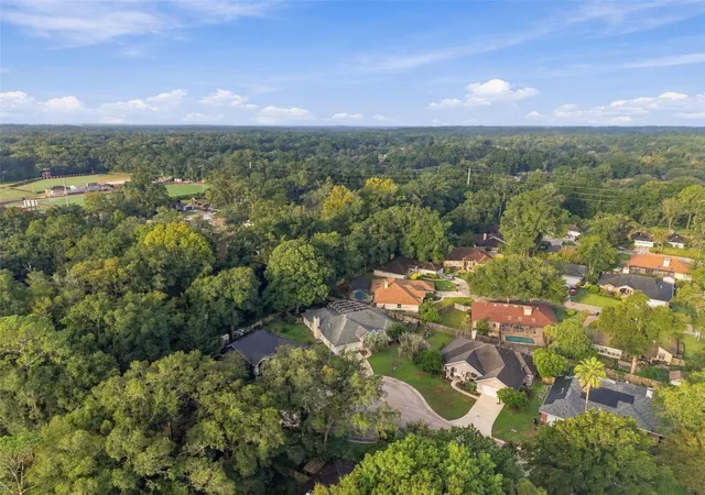 Photo 3 of Single family home for sale at 1120 Sw 80th Drive, Gainesville, FL 32607 | MLS# GC543326 | Listing updated on 2026-09-22