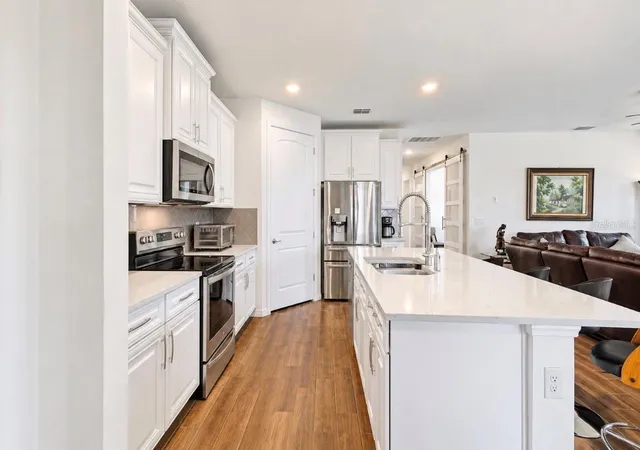 Photo 3 of Single family home for sale at 3482 Sparkleberry Ct, Clermont, FL 34714 | MLS# S5157123 | Listing updated on 2026-09-16